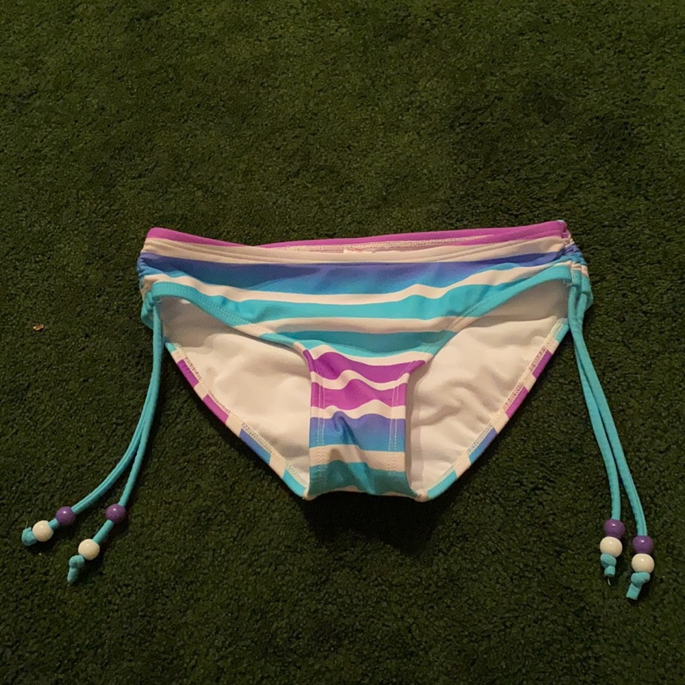 Tankini - Picture 3 of 4